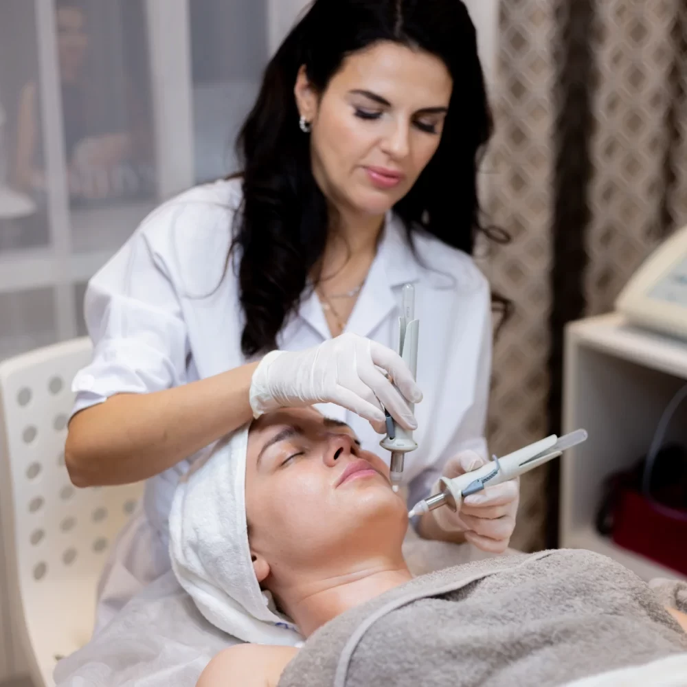 Dermaplaning Hair-Removal for Smooth Skin